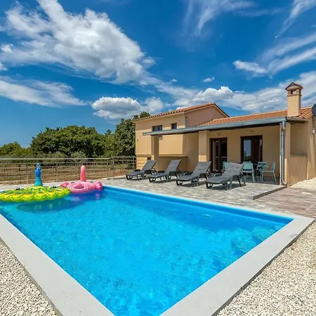 Casa vacanze House Karbonaca With Private Pool *