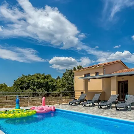 House Karbonaca With Private Pool